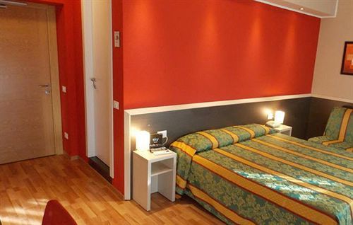 Hotel David เซสโต คาเลนดิ ภายนอก รูปภาพ