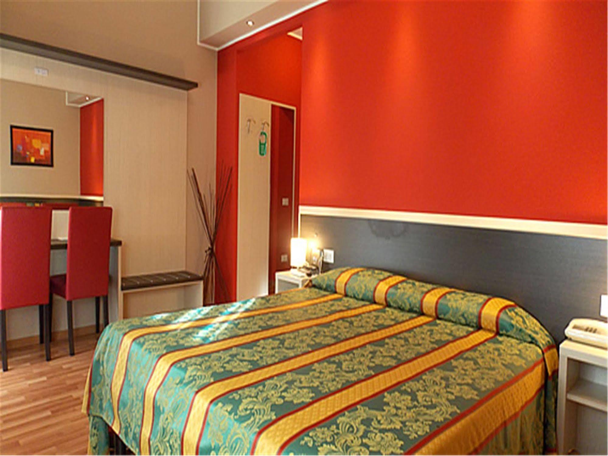 Hotel David เซสโต คาเลนดิ ภายนอก รูปภาพ